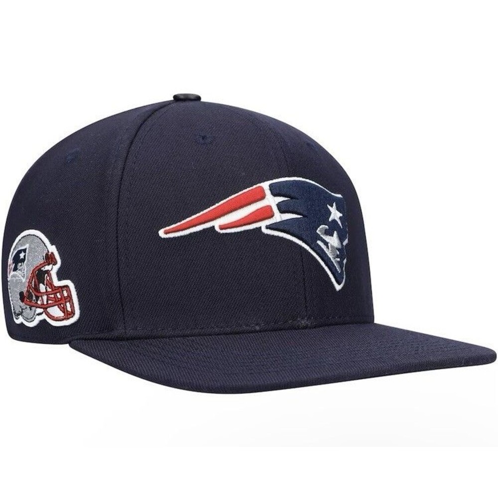 Men's New England Patriots Pro Standard Navy Logo Snapback Hat